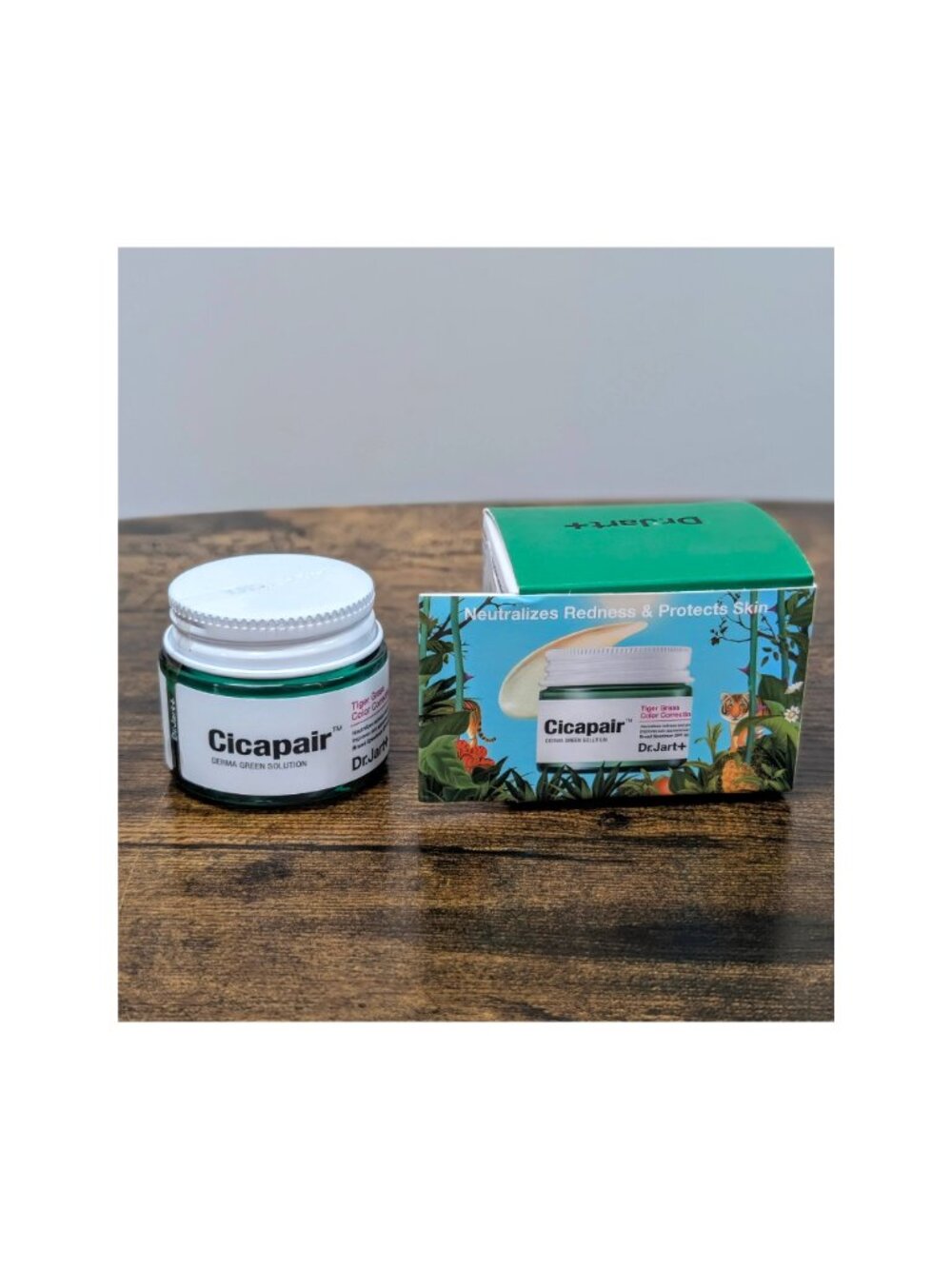 Dr. Jart Cicapair Tigar Grass Color Corrector